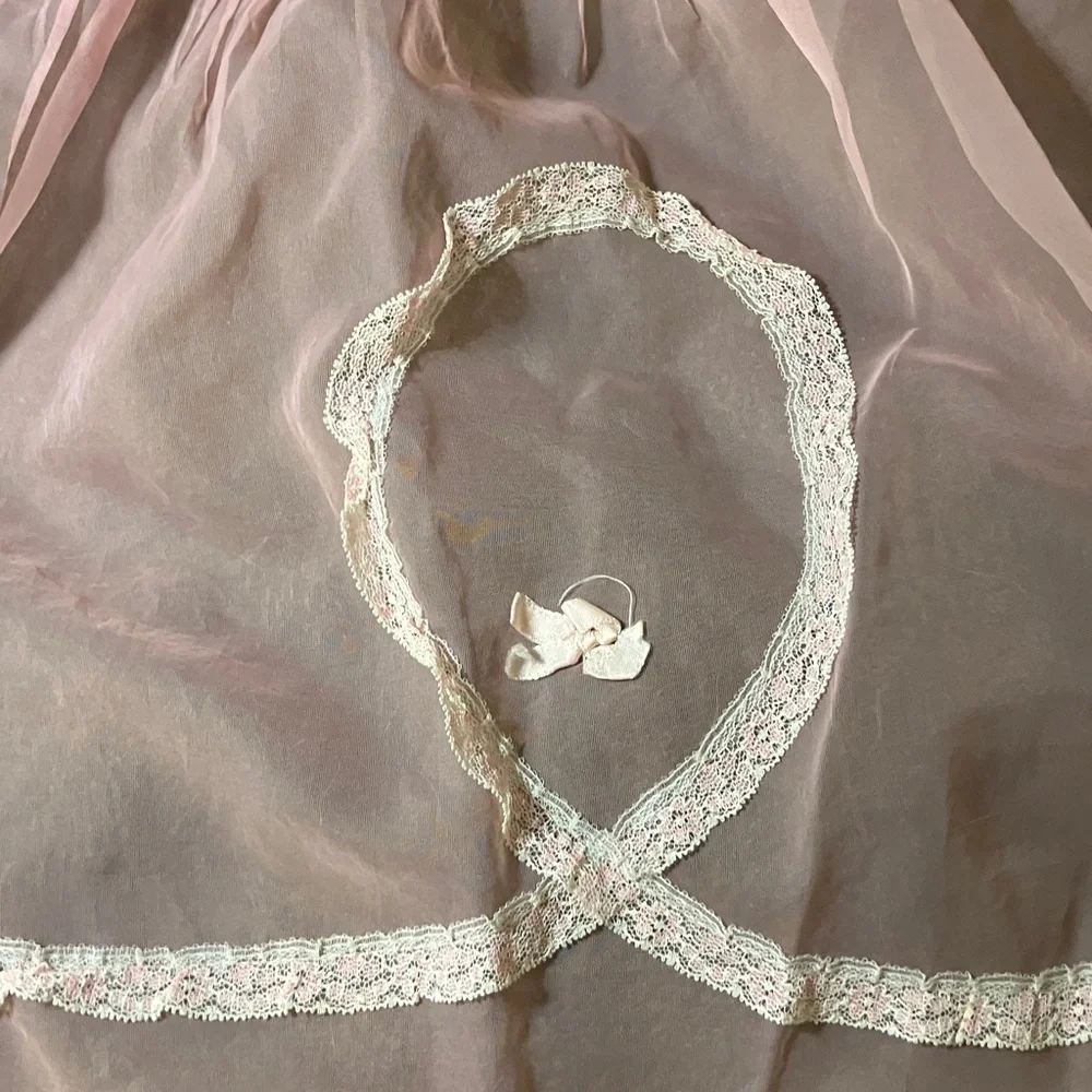Vintage sheer apron with lace embellishments 1950’s 1940’s hand made